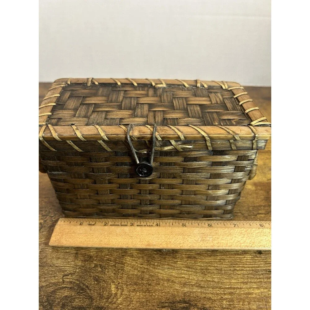 Vintage Woven Wicker Basket Hinged Lid Ring Handles Rustic Trinket Storage Decor